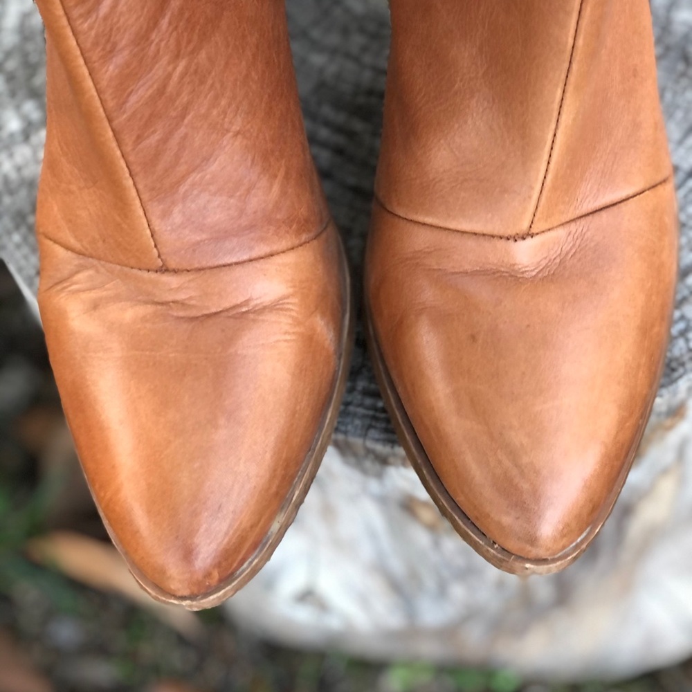 Zara Basic Leather Block Heel Booties Size 40 - image 2